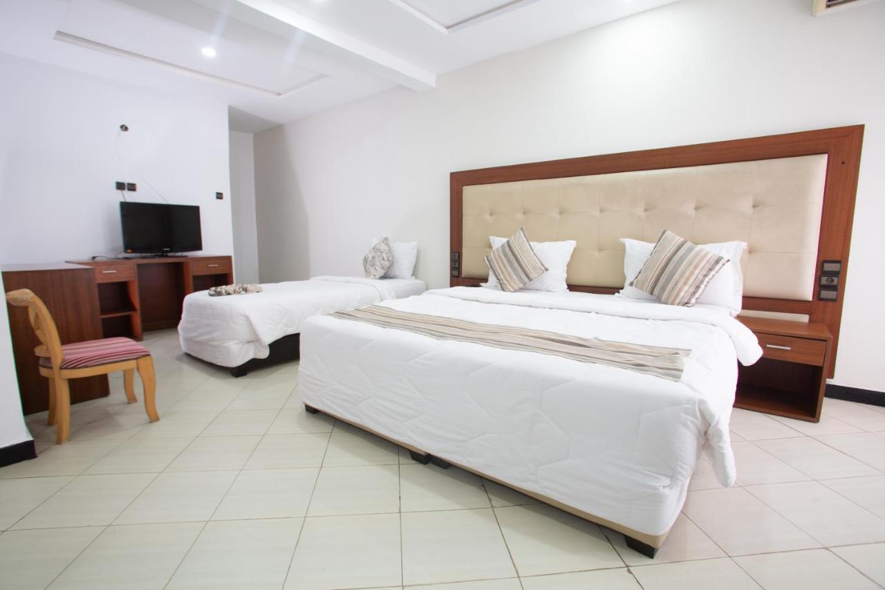 Hotel Oscar Rabat Exterior foto